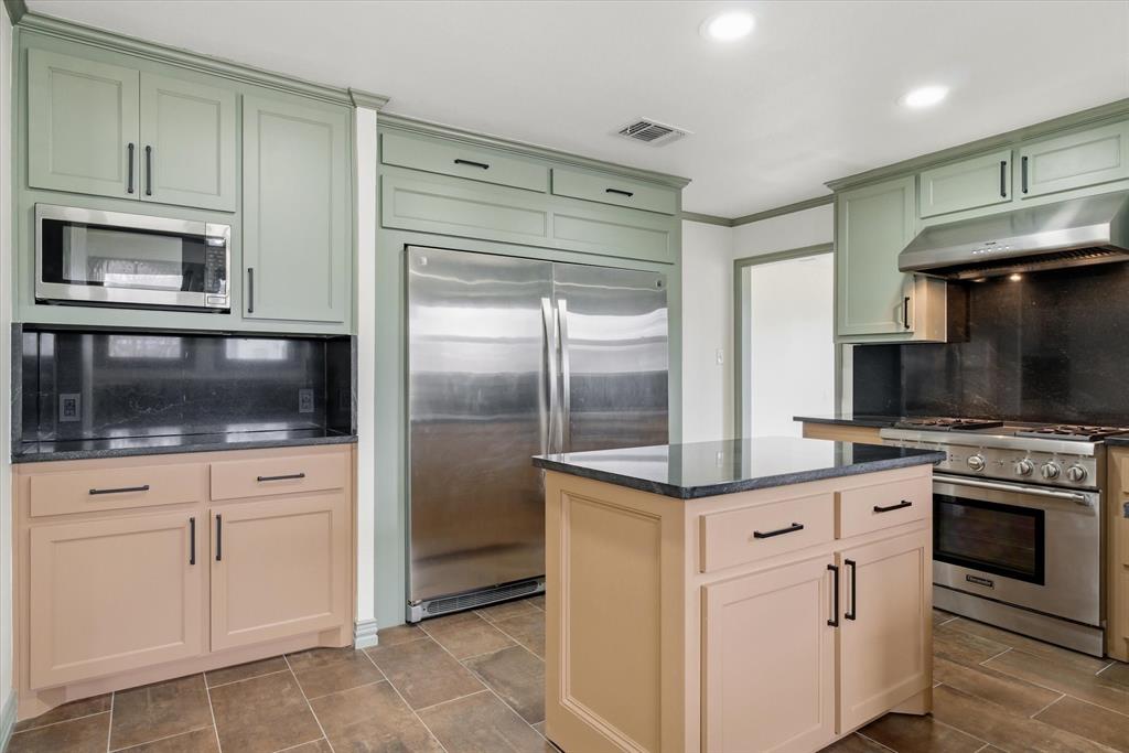 LL7& 8 CANTON - Residential