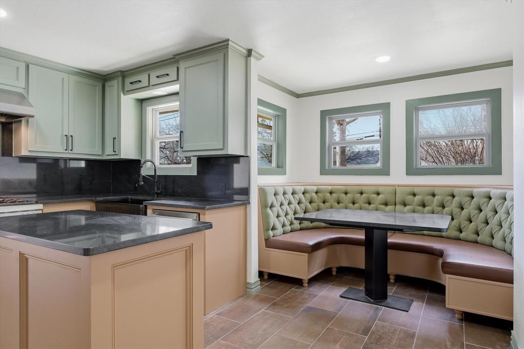 LL7& 8 CANTON - Residential