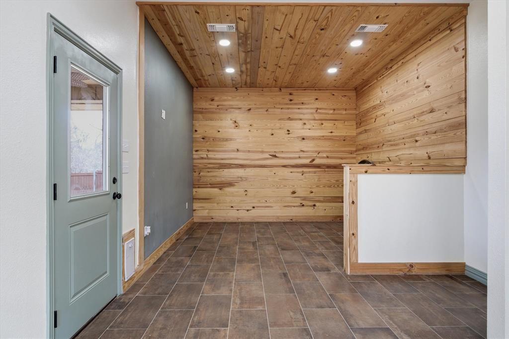 LL7& 8 CANTON - Residential