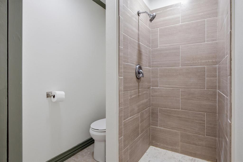 LL7& 8 CANTON - Residential