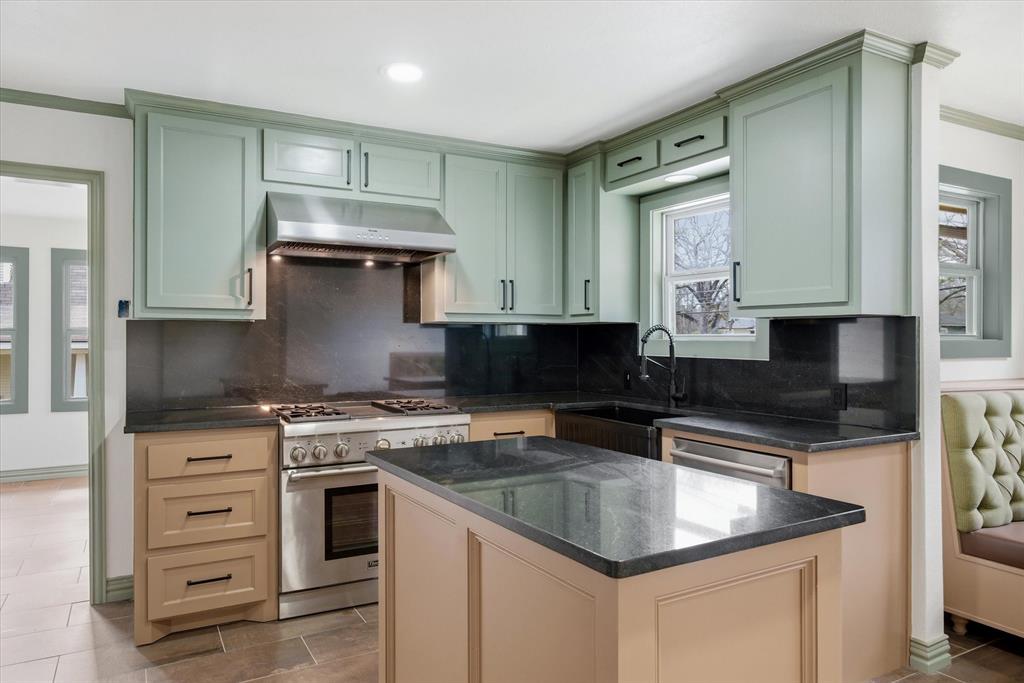 LL7& 8 CANTON - Residential