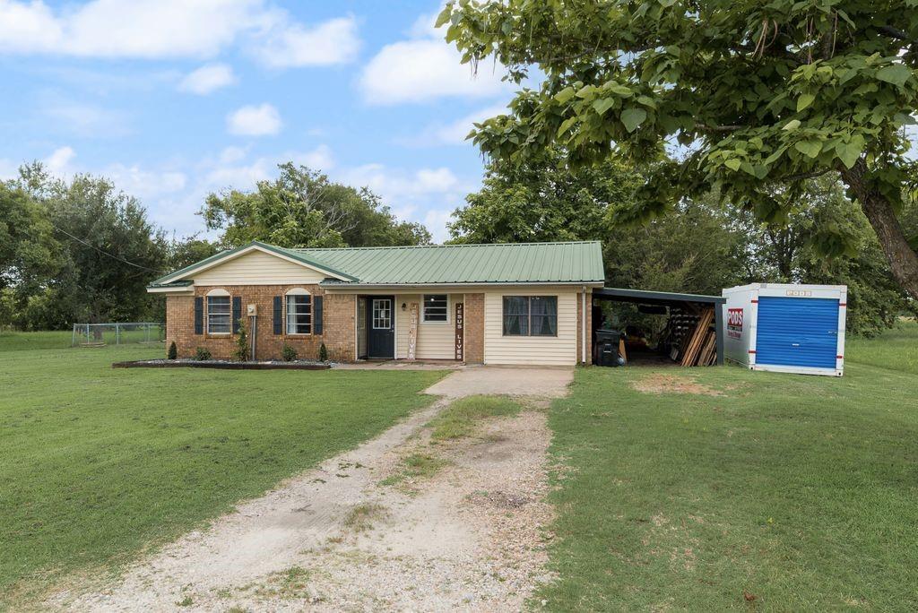 393 County Road 3320