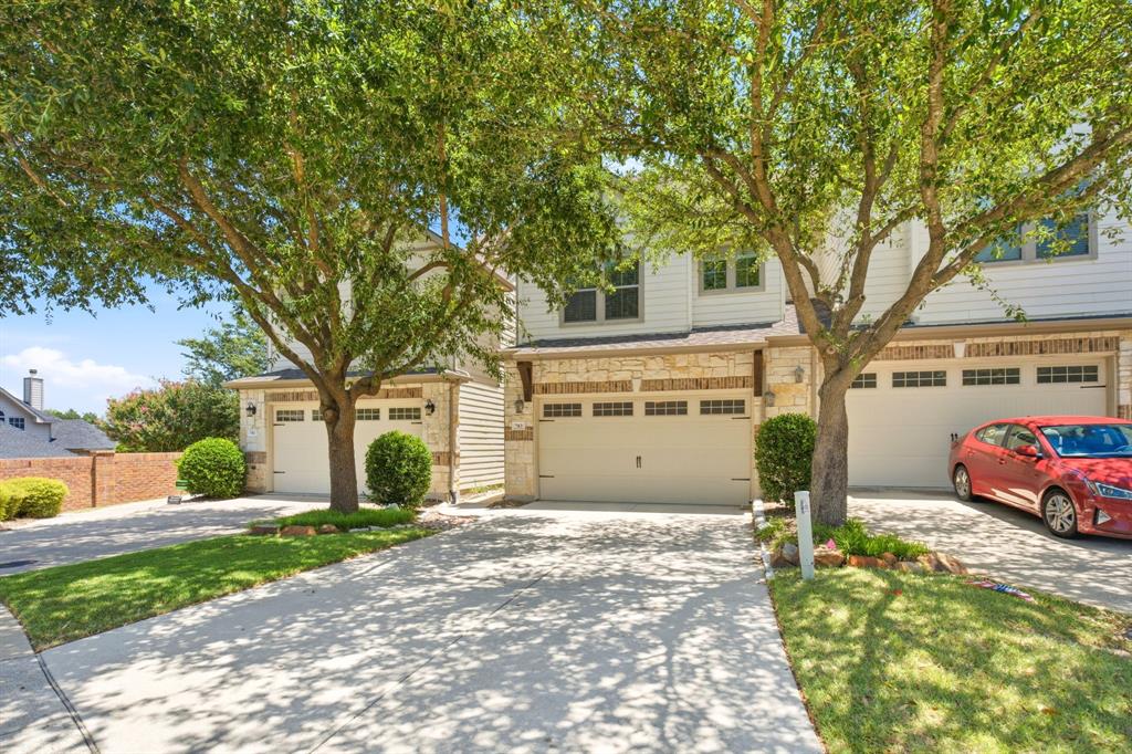 703 Chestnut Hill Drive