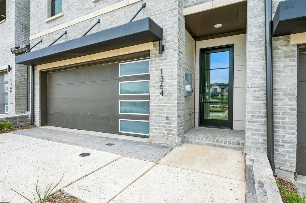 1364 Cherry Hills Lane
