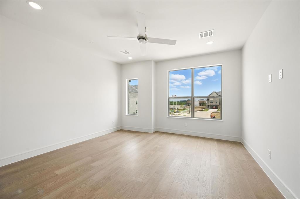 Linkside Las Colinas - Residential