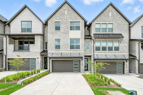 1364 Cherry Hills Lane Irving TX 75038