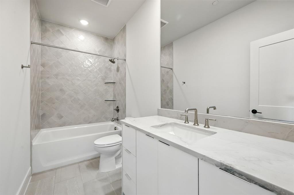 Linkside Las Colinas - Residential