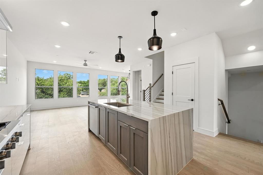 Linkside Las Colinas - Residential