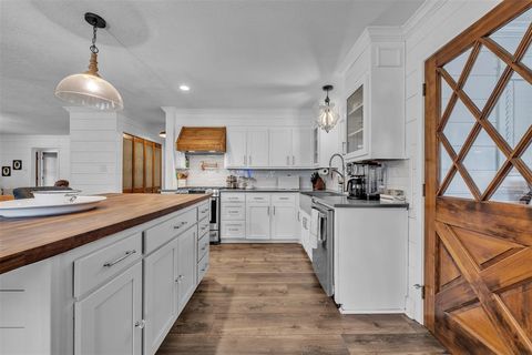 Tiny photo for 5632 Private Road 2299, Quinlan, TX 75474 (MLS # 21194671)