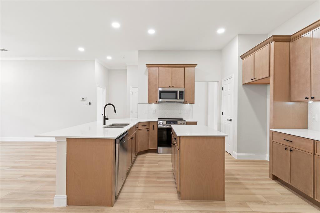 2721 Gray Rock Drive