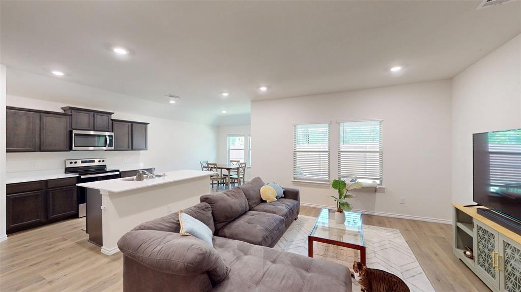 River Oaks at Sawmill - Residential