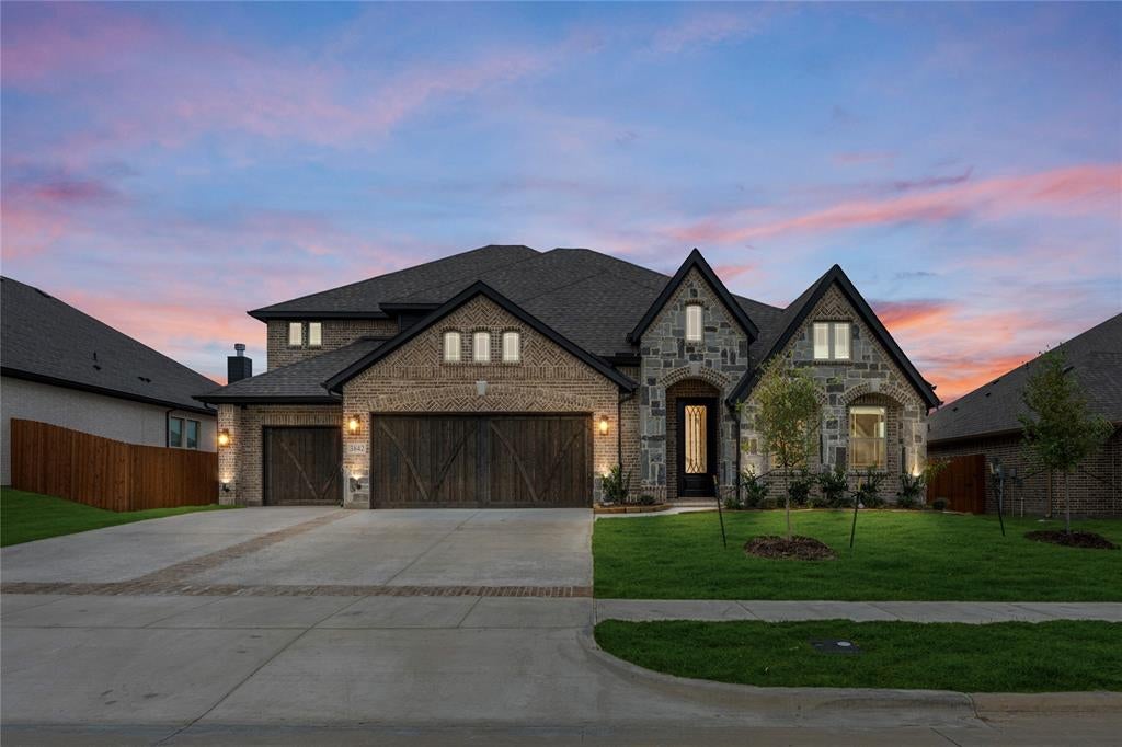 3842 Foot Hills Drive