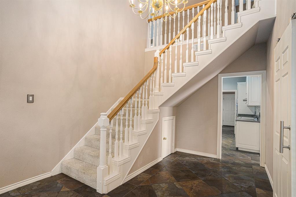 7324 Old Mill Run