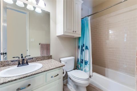 Tiny photo for 3621 Northwest Parkway, University Park, TX 75225 (MLS # 21009404)