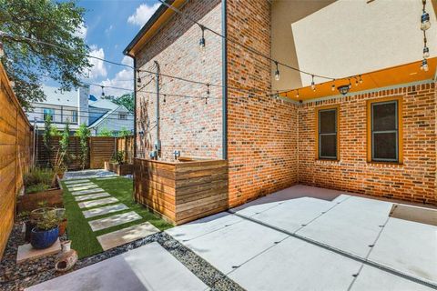 Tiny photo for 3621 Northwest Parkway, University Park, TX 75225 (MLS # 21009404)