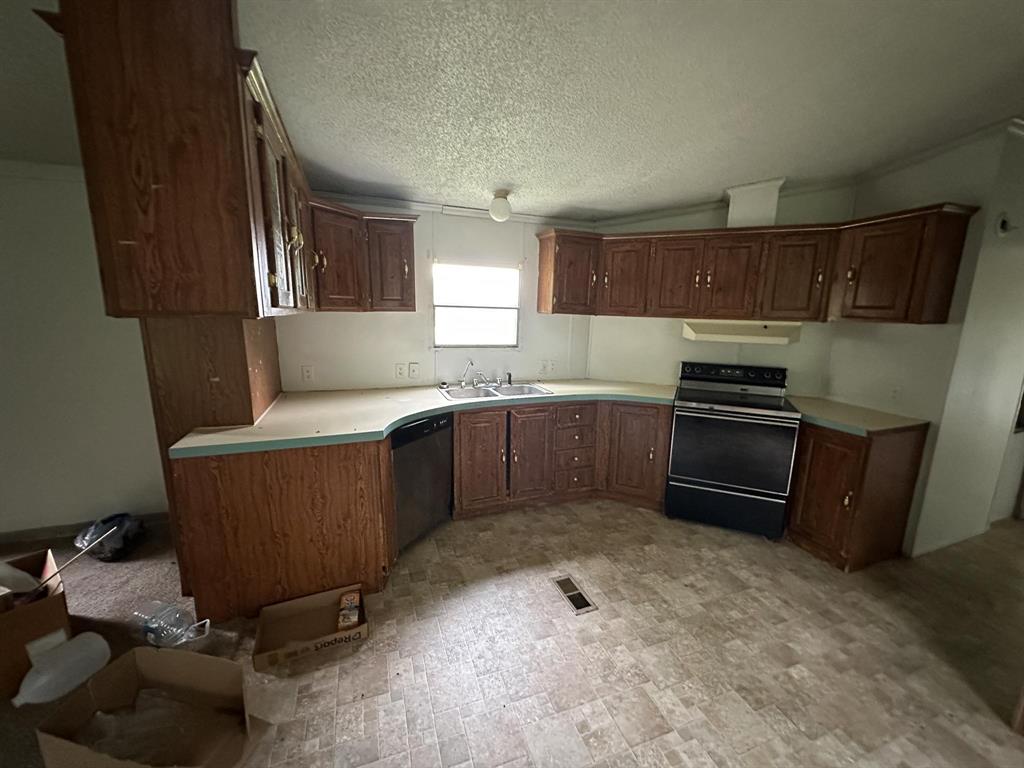 West 40 Azle - Residential