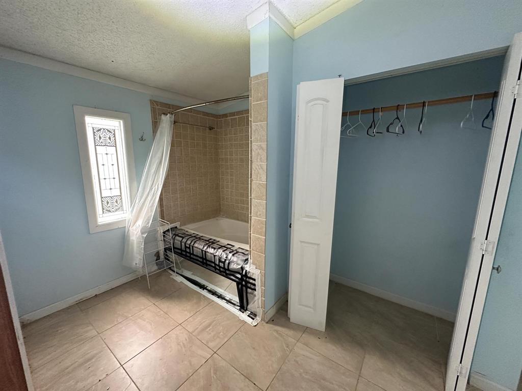 West 40 Azle - Residential