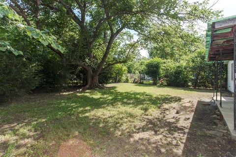 A home in Farmers Branch