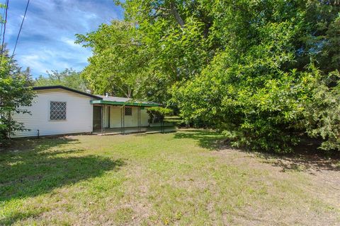 A home in Farmers Branch