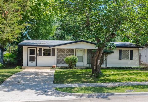 A home in Farmers Branch