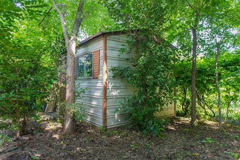 A home in Farmers Branch