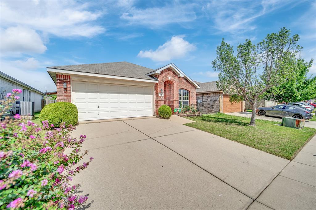 5205 Mirror Lake Drive