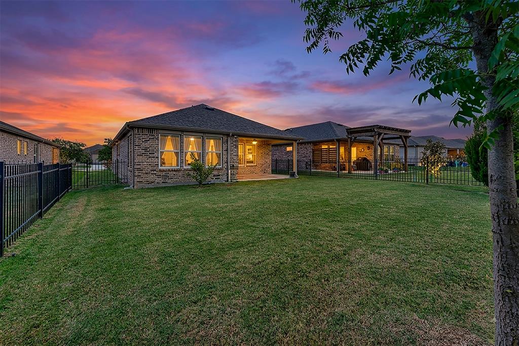 913 Rough Hollow Drive