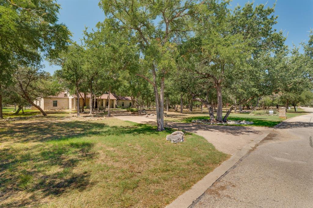 735 Winding Trail