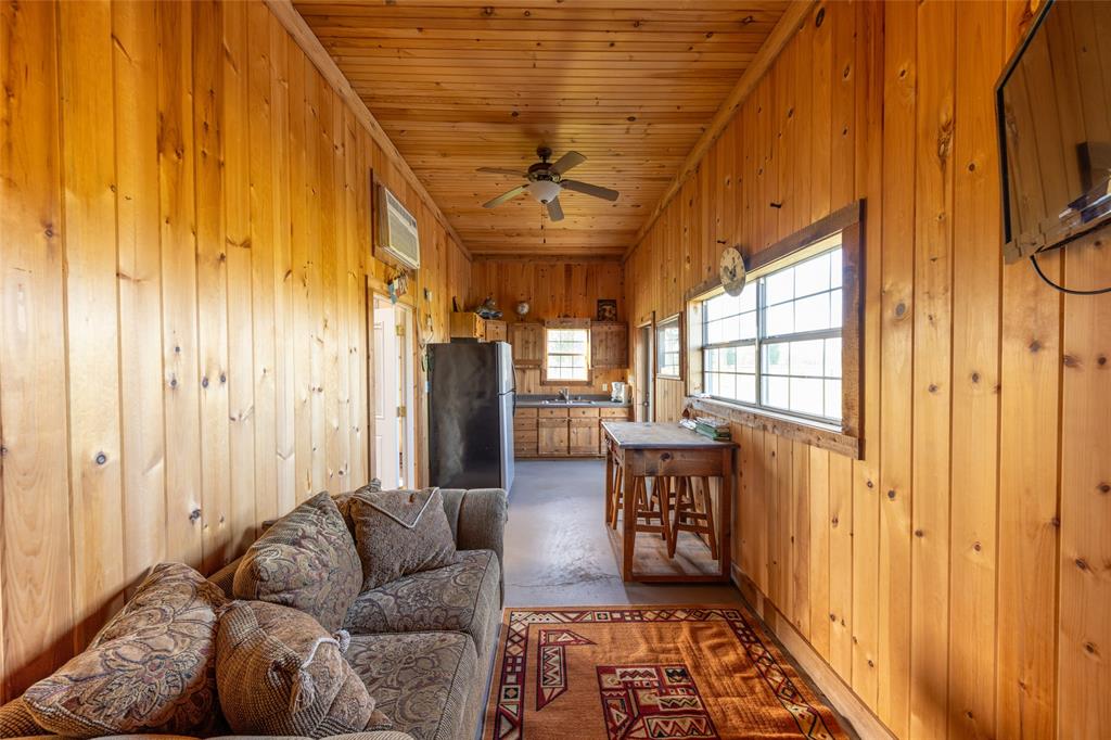 Carter Cannon Headright Sulvey - Farm