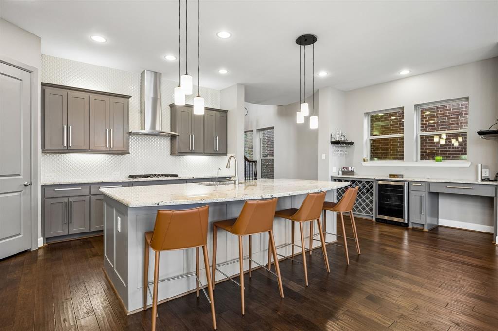 Villas Lk Hlnds Add - Residential