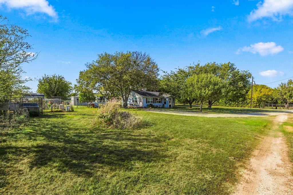 1320 Apple Lane