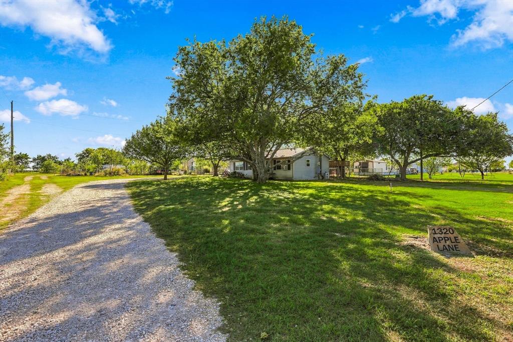 1320 Apple Lane