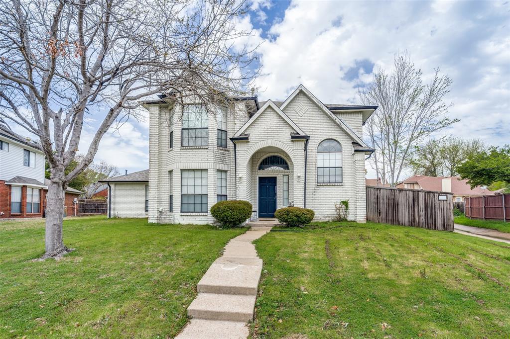 3841 Parkmont Drive
