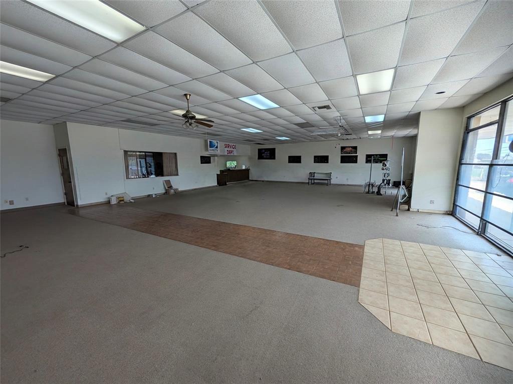 4601 W Waco Drive 4605