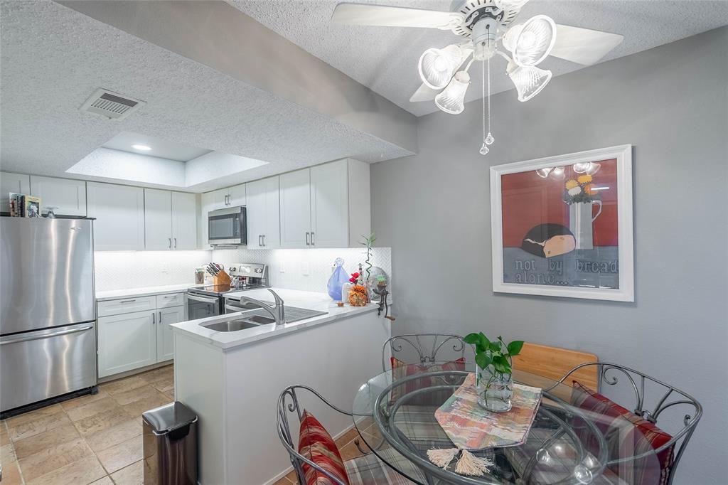 MIDWAY VILLAS - Residential Lease