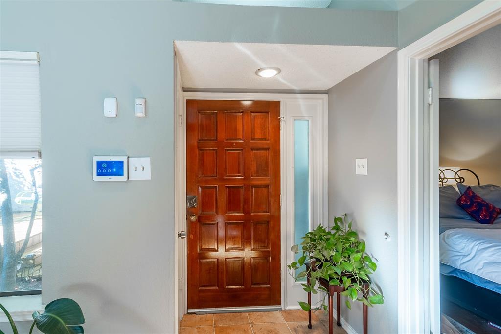 MIDWAY VILLAS - Residential Lease