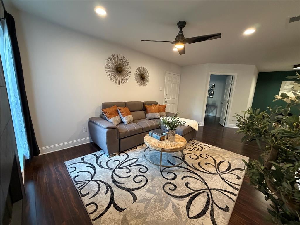 18333 Roehampton Drive 617