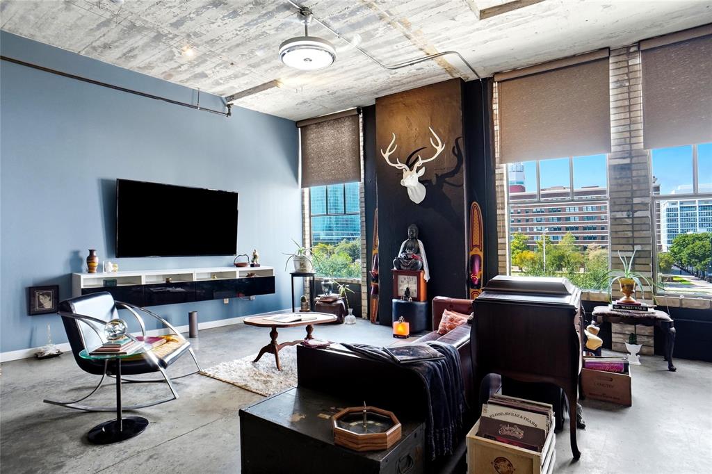 1122 Jackson Street 311