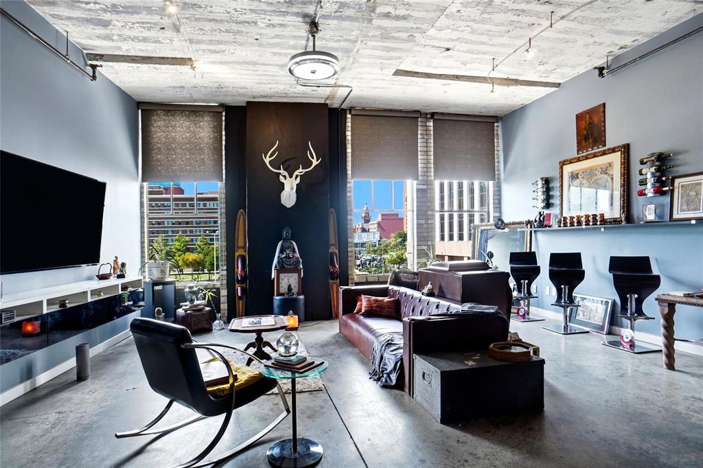 1122 Jackson Street 311