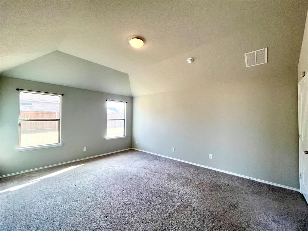 CHISHOLM HILLS ADDITION - Residential Lease