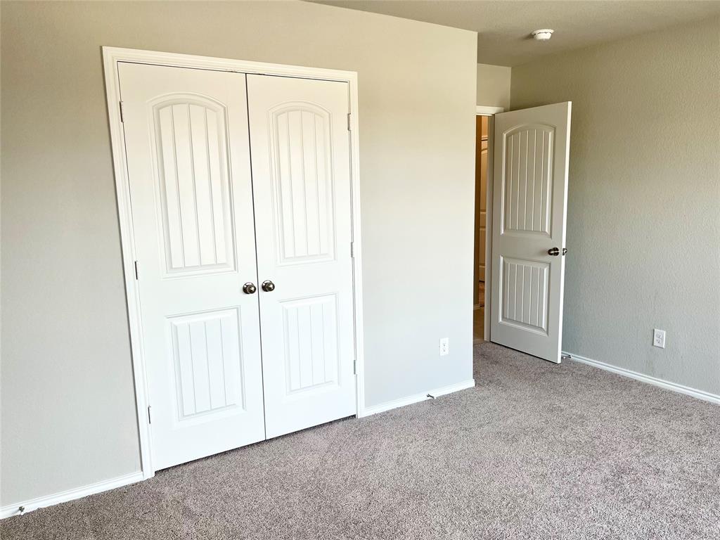 CHISHOLM HILLS ADDITION - Residential Lease