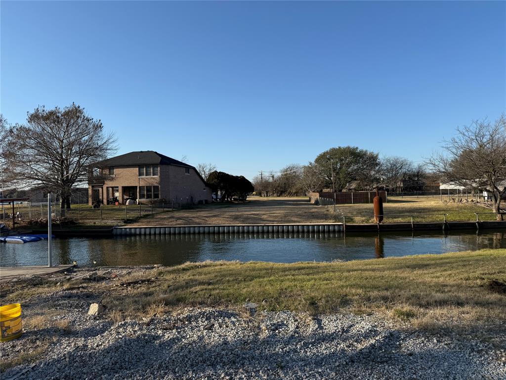 3905 Montgomery Drive