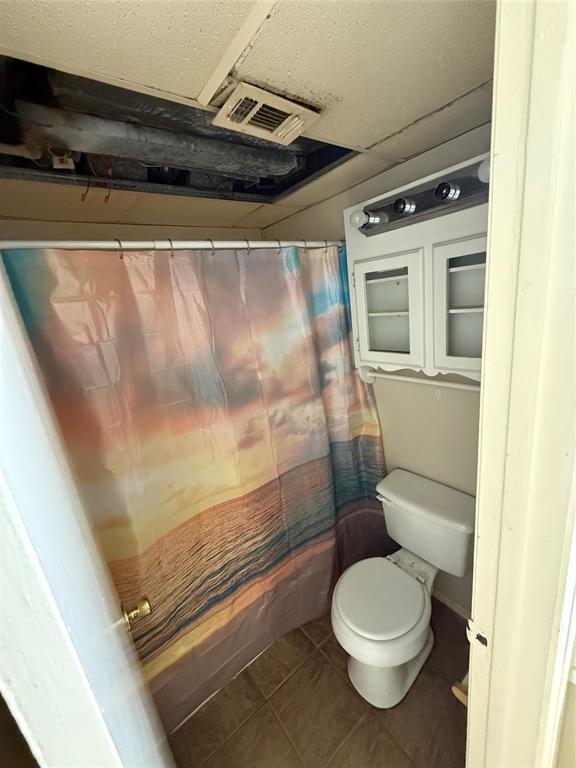 Captains Quarters 02 Crows Nest - Residential