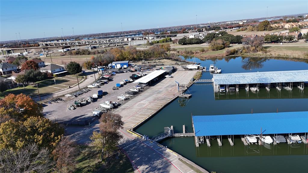 Captains Quarters 02 Crows Nest - Residential