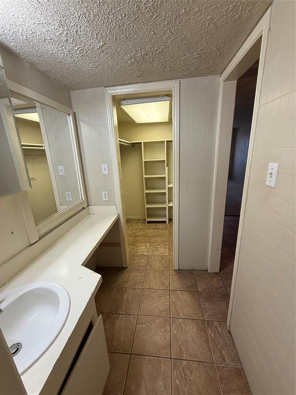 Captains Quarters 02 Crows Nest - Residential