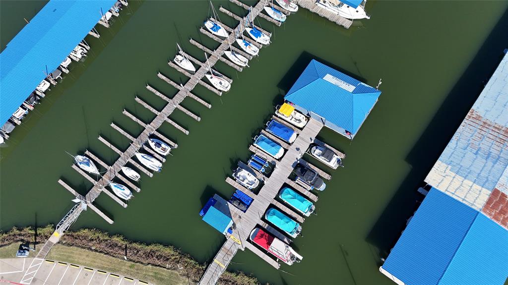 Captains Quarters 02 Crows Nest - Residential