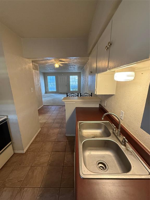 Captains Quarters 02 Crows Nest - Residential