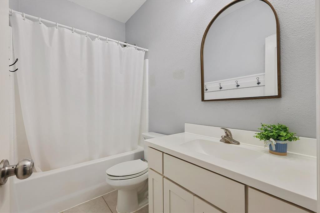 Carter C E Add Rep Lt 1 2 - Residential Lease