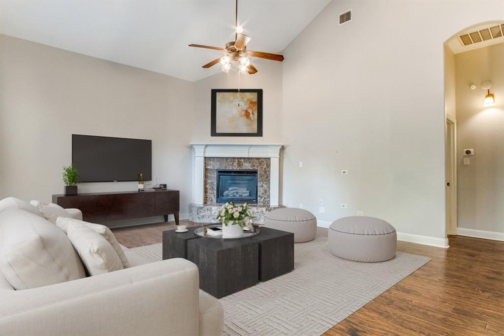 2612 Waters Edge Lane