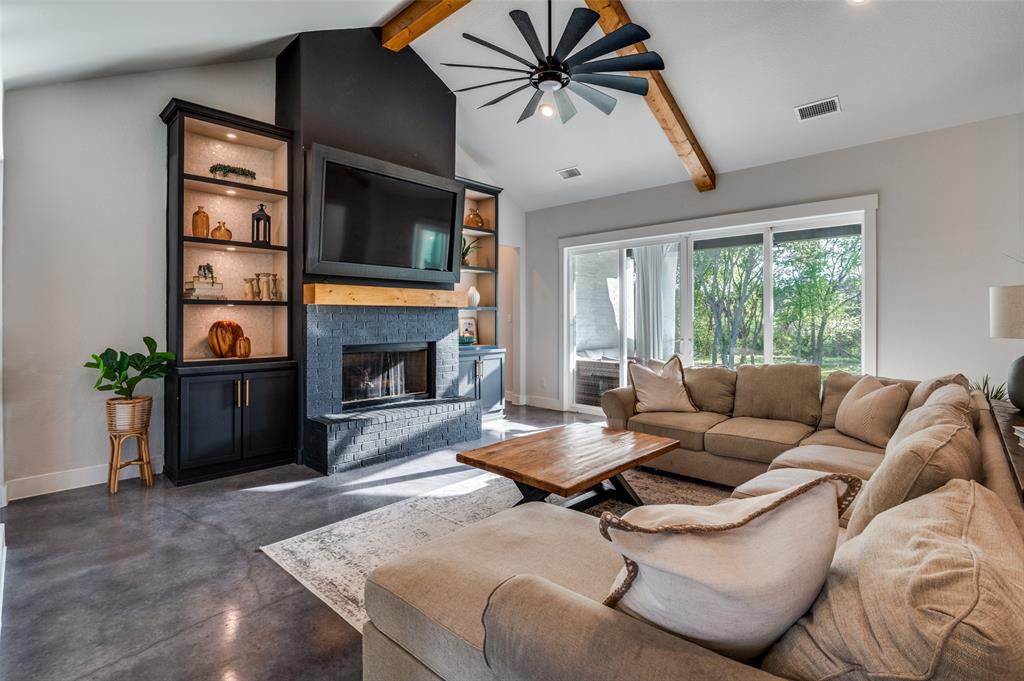 Cross Fence-Oak Vista - Residential